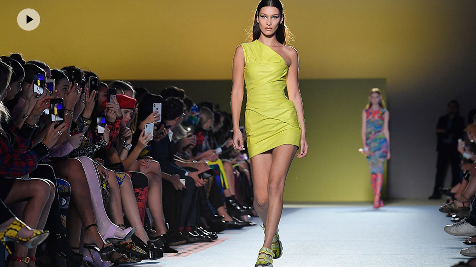 De la pasarela al 'street style': La primavera sabe a lima-limón