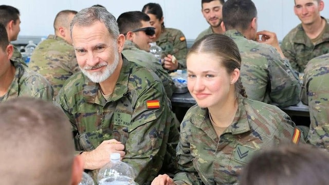 rey felipe y la princesa leonor