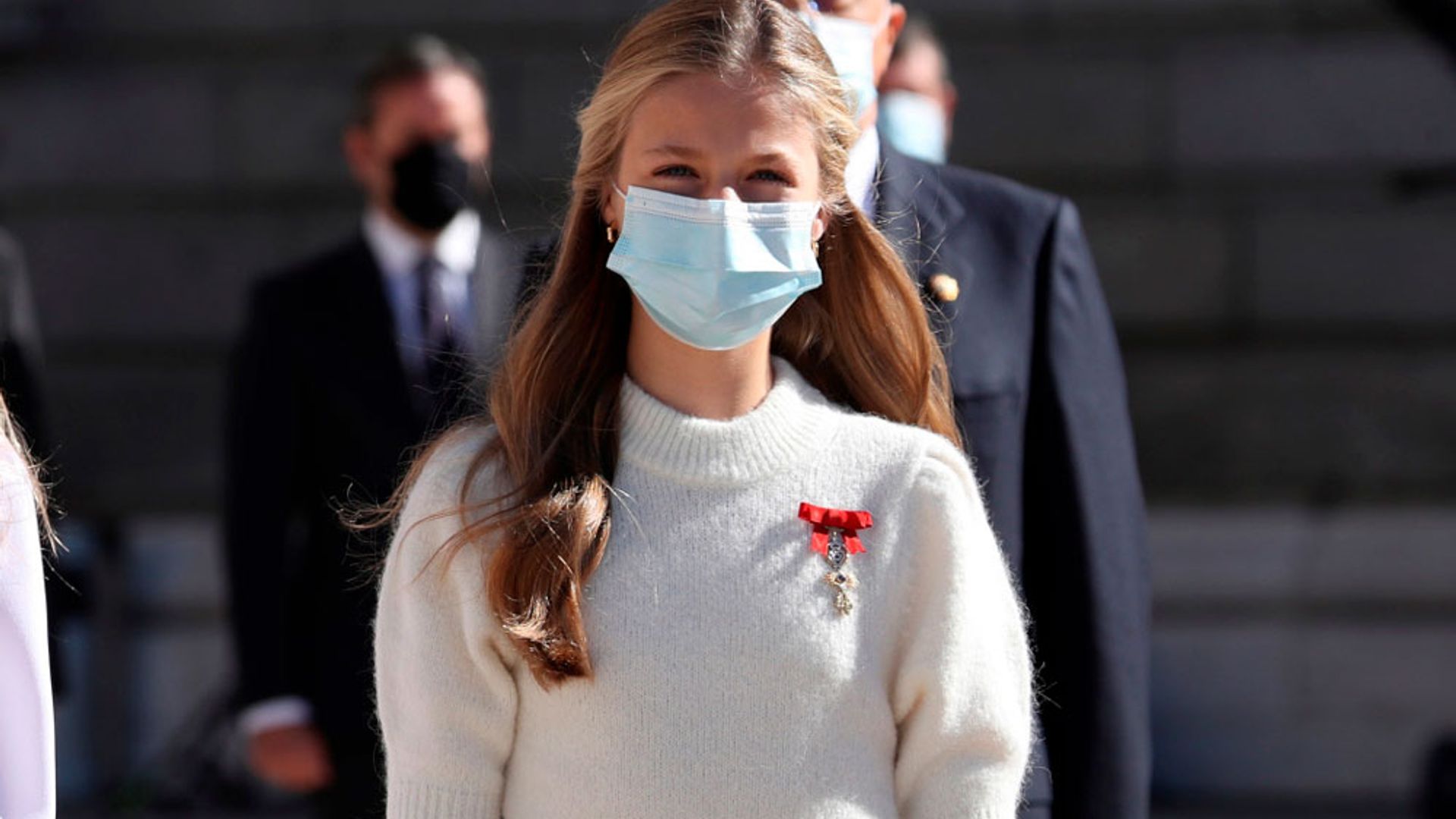 Tú también puedes copiar el top de punto más calentito y estiloso de la princesa Leonor