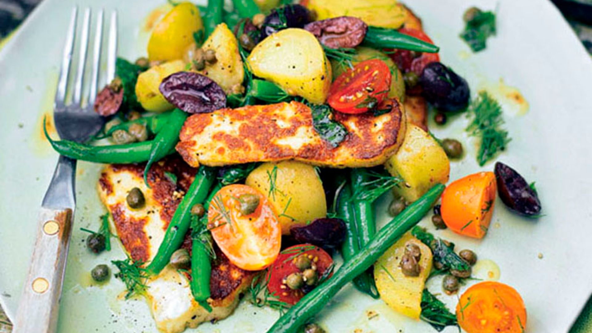 Ensalada de patatas, judías verdes y queso