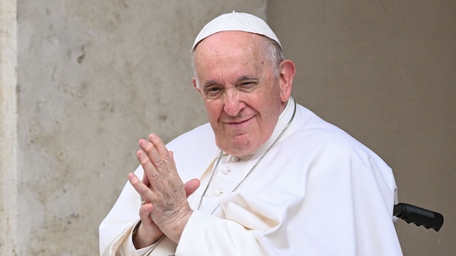 Novedades sobre la salud del Papa: pasó una buena noche y se encuentra descansando