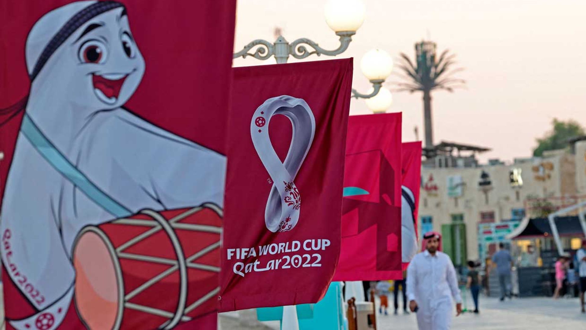 Un Mundial atípico: las polémicas normas que afectarán tanto a futbolistas como a aficionados en Catar