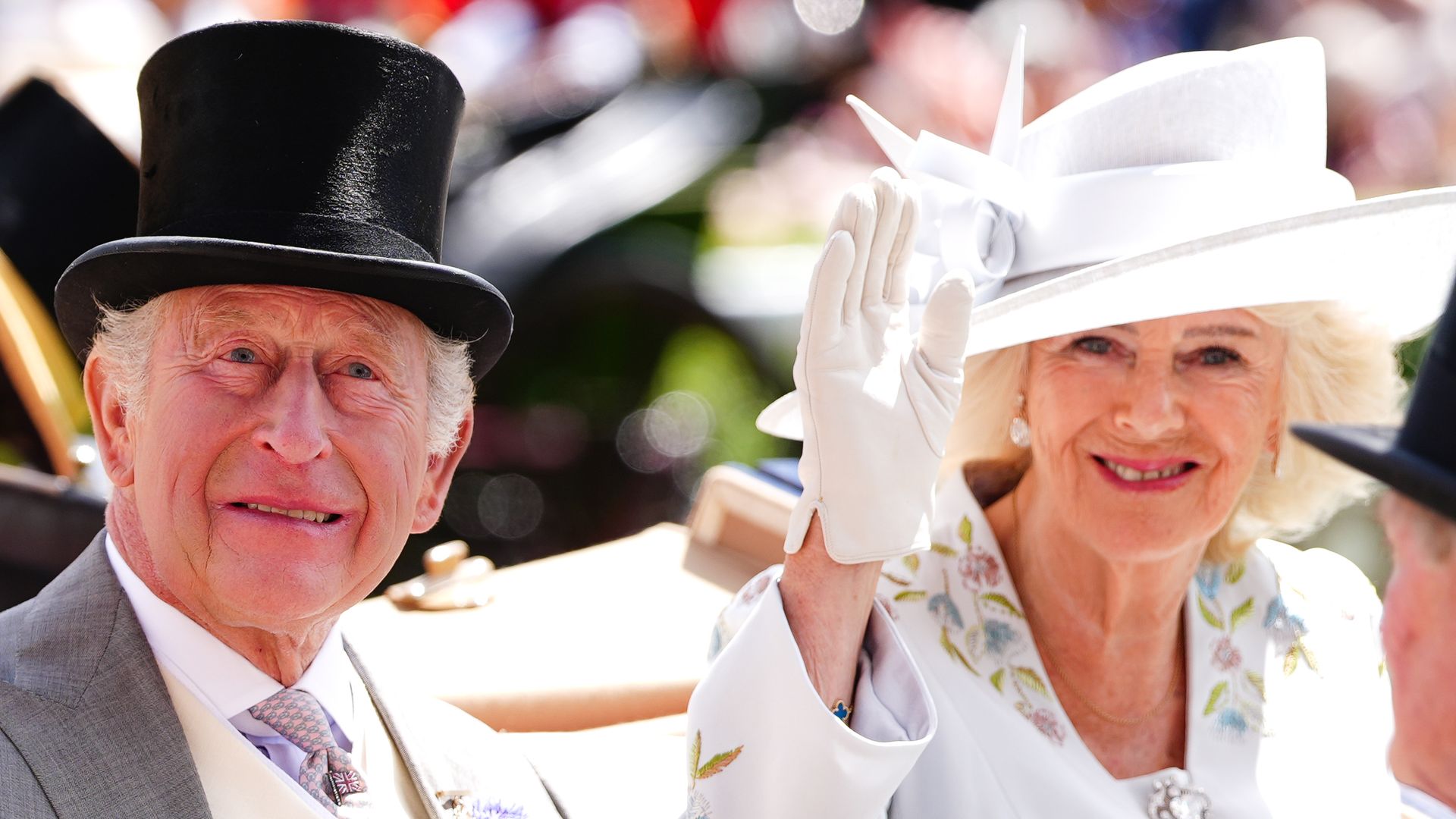 Los Reyes Carlos y Camilla asisten a Royal Ascot