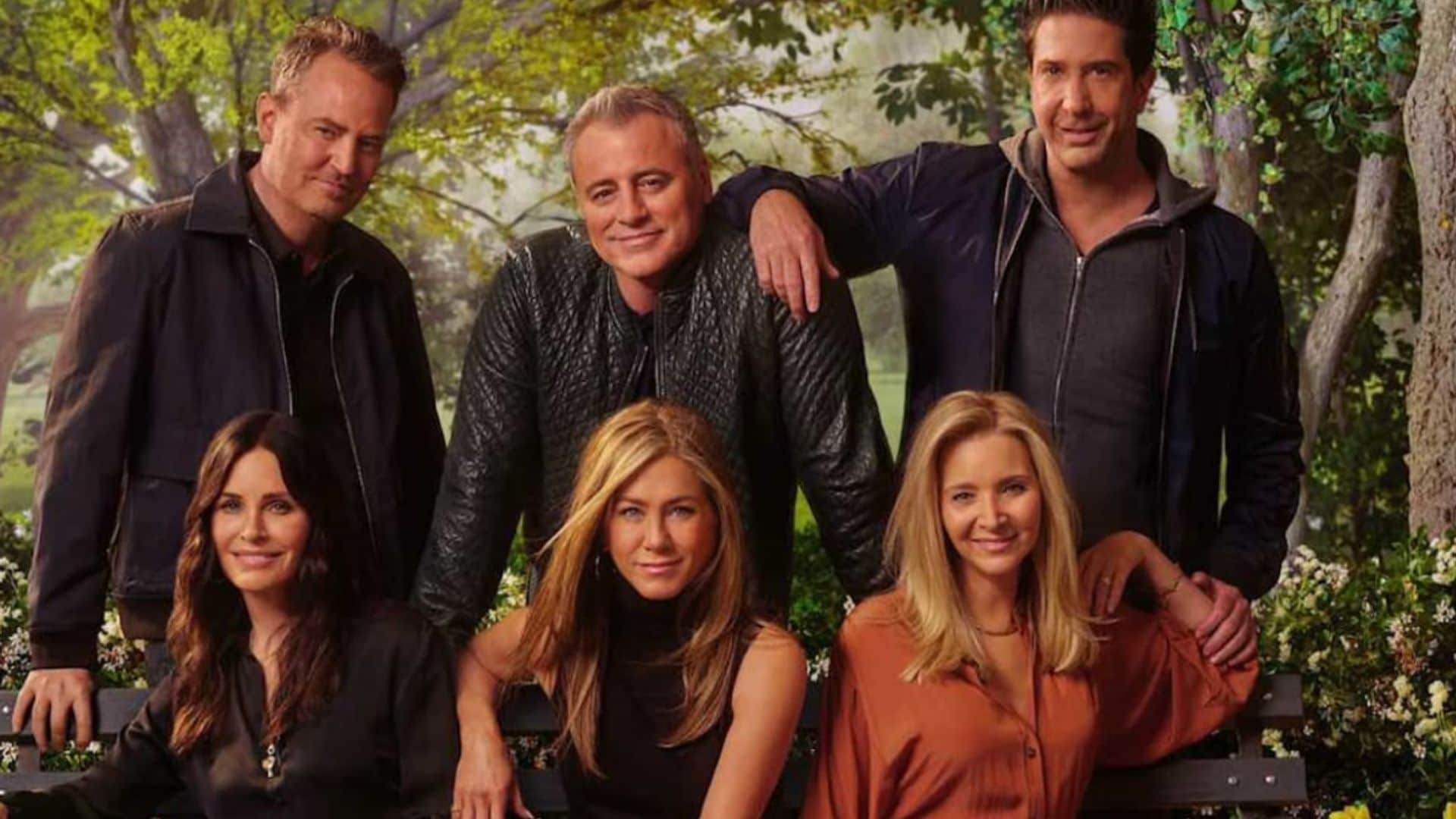 Así fue el último reencuentro de Matthew Perry con todos sus compañeros de ‘Friends’ en 2021
