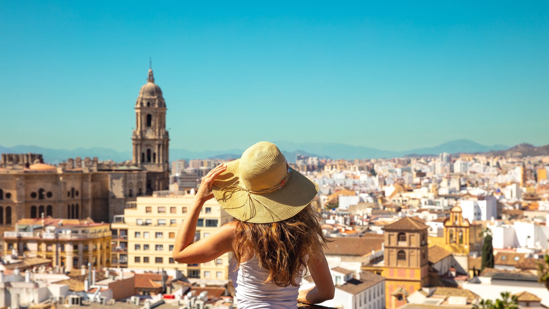 Viajar a Málaga con amigas: una escapada inolvidable a la ciudad del eterno verano