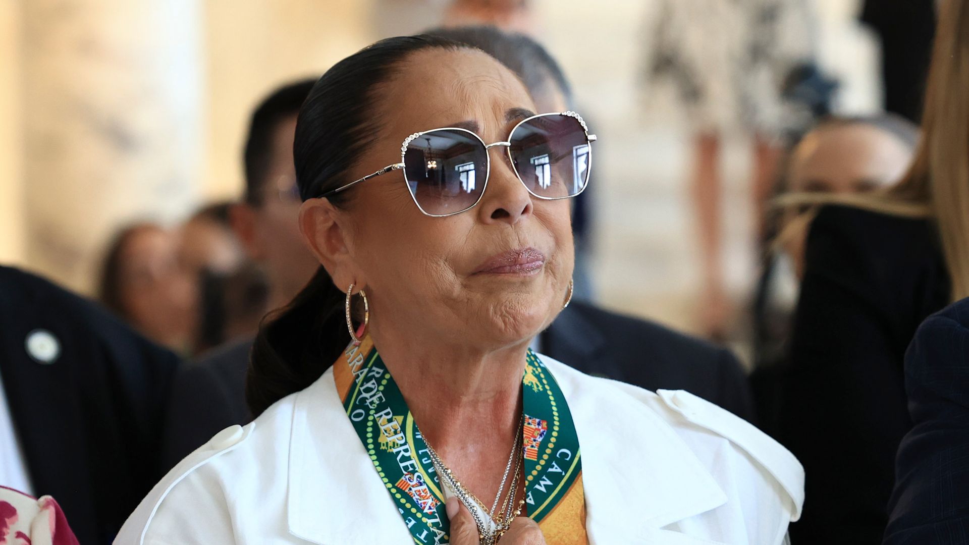 Isabel Pantoja recibe un reconocimiento en Puerto Rico por sus 50 años de carrera