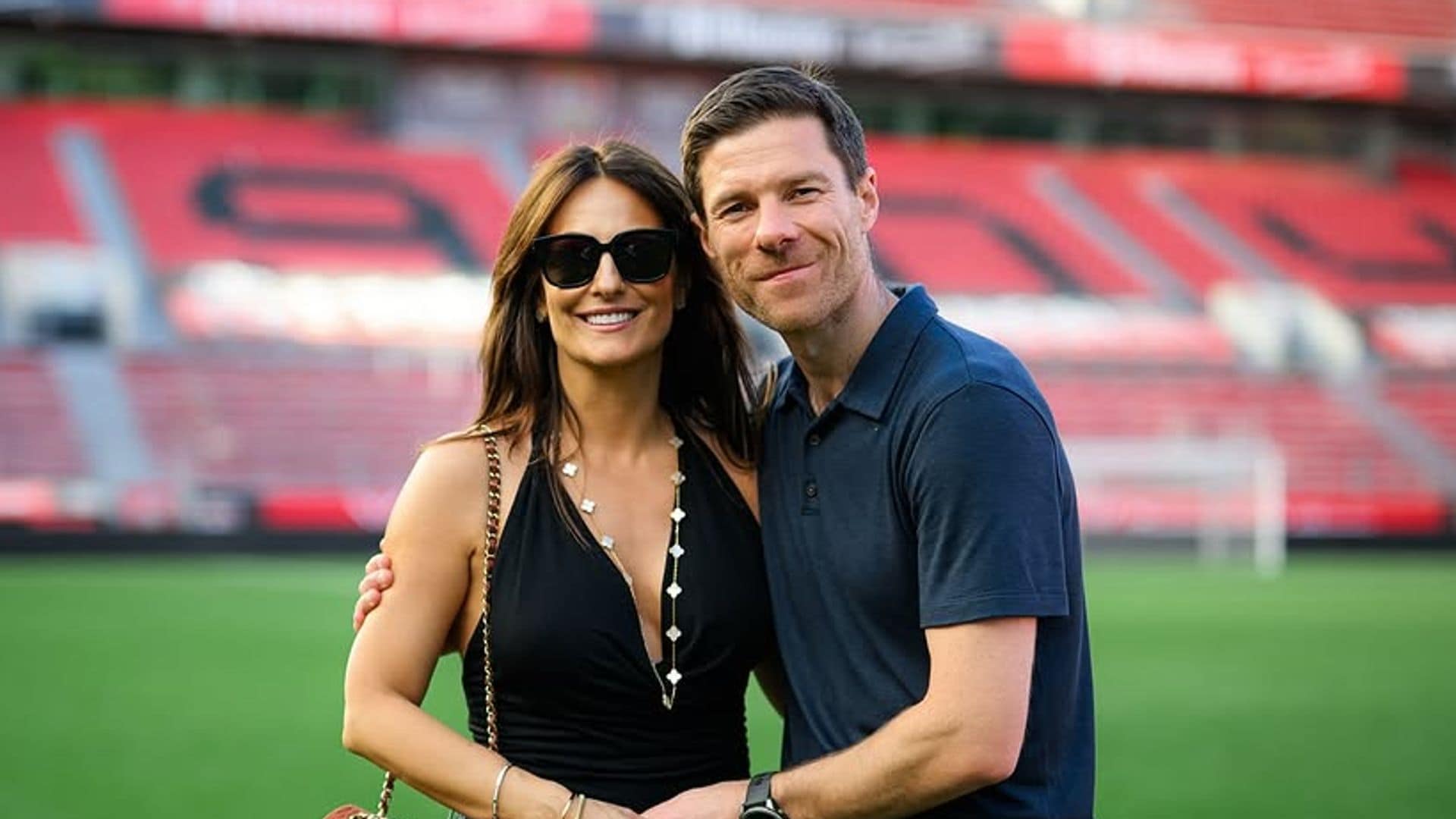 La mujer de Xabi Alonso, Nagore Aranburu, se pronuncia tras el fichaje de su marido con el Real Madrid