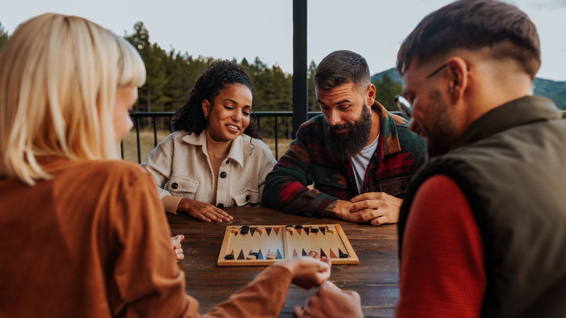 Los 7 mejores juegos de mesa para adultos: uno para cada plan que tengas