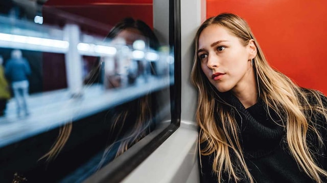 mujer tren