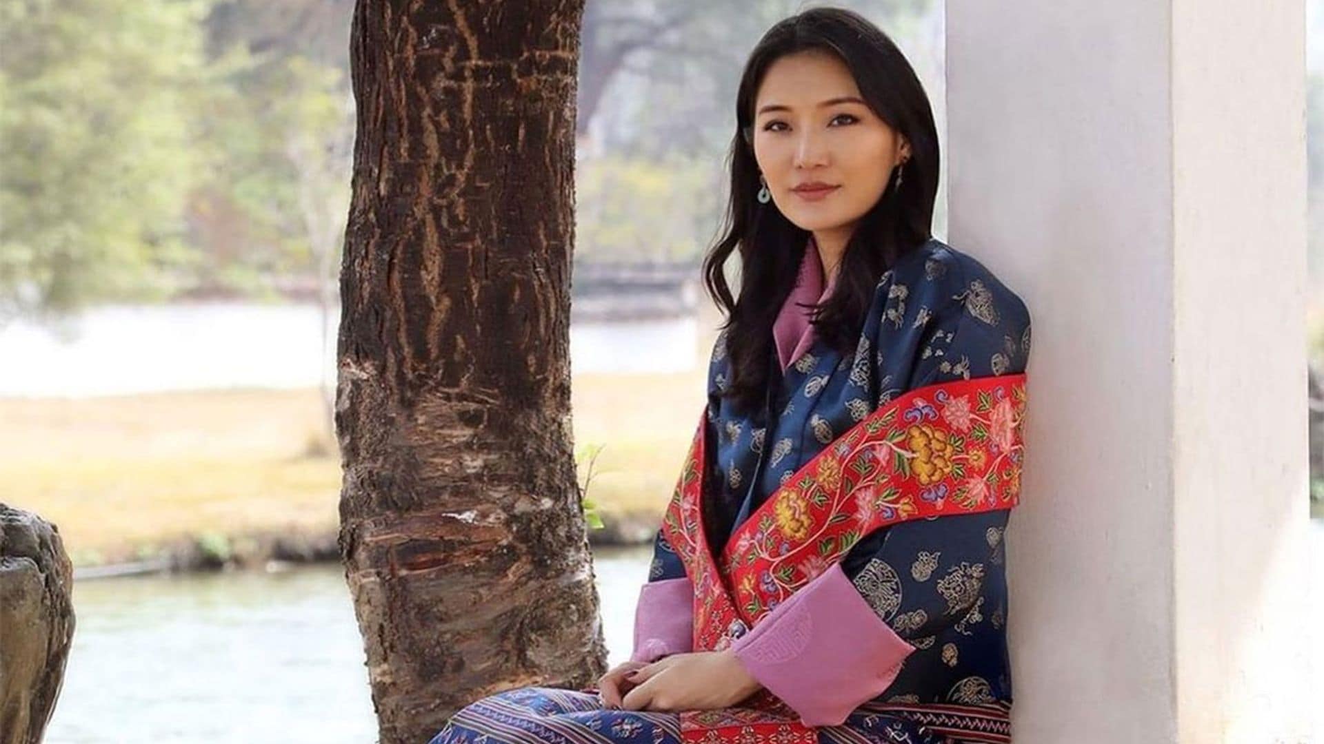 Jetsun Pema, la reina más joven del mundo, cumple 31 años