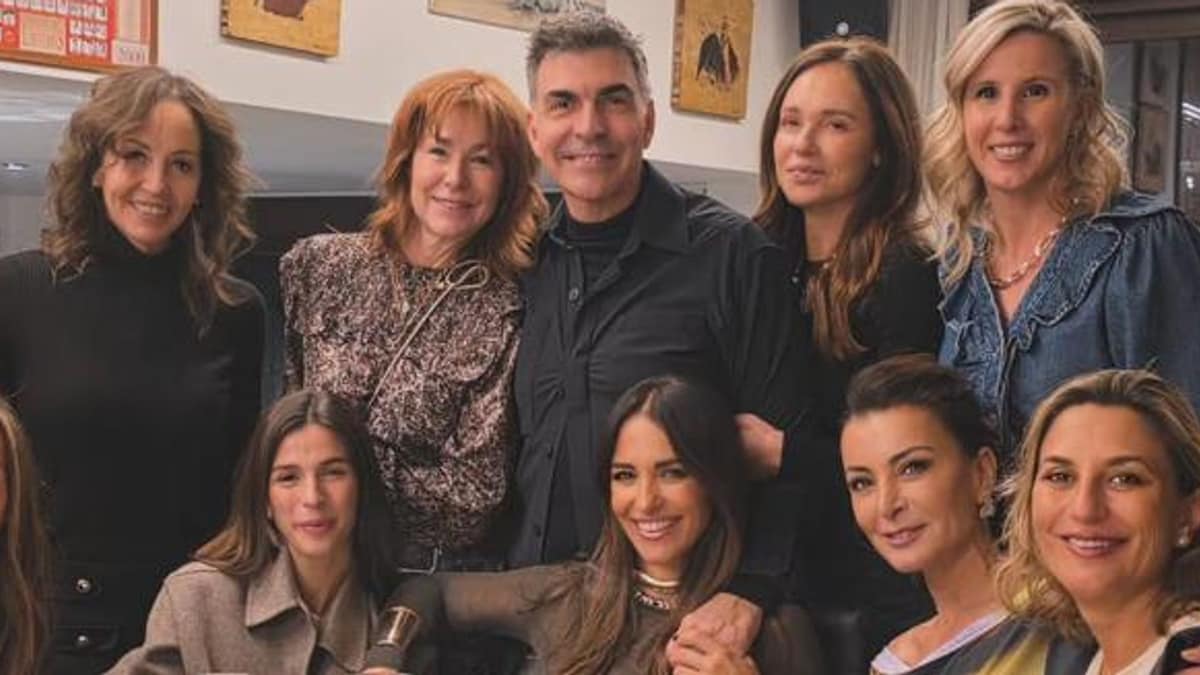 Paula Echevarría inaugura la Navidad con Feliciano López, Silvia Gómez-Cuétara y Alberto Chicote: el nexo de su desconocida amistad