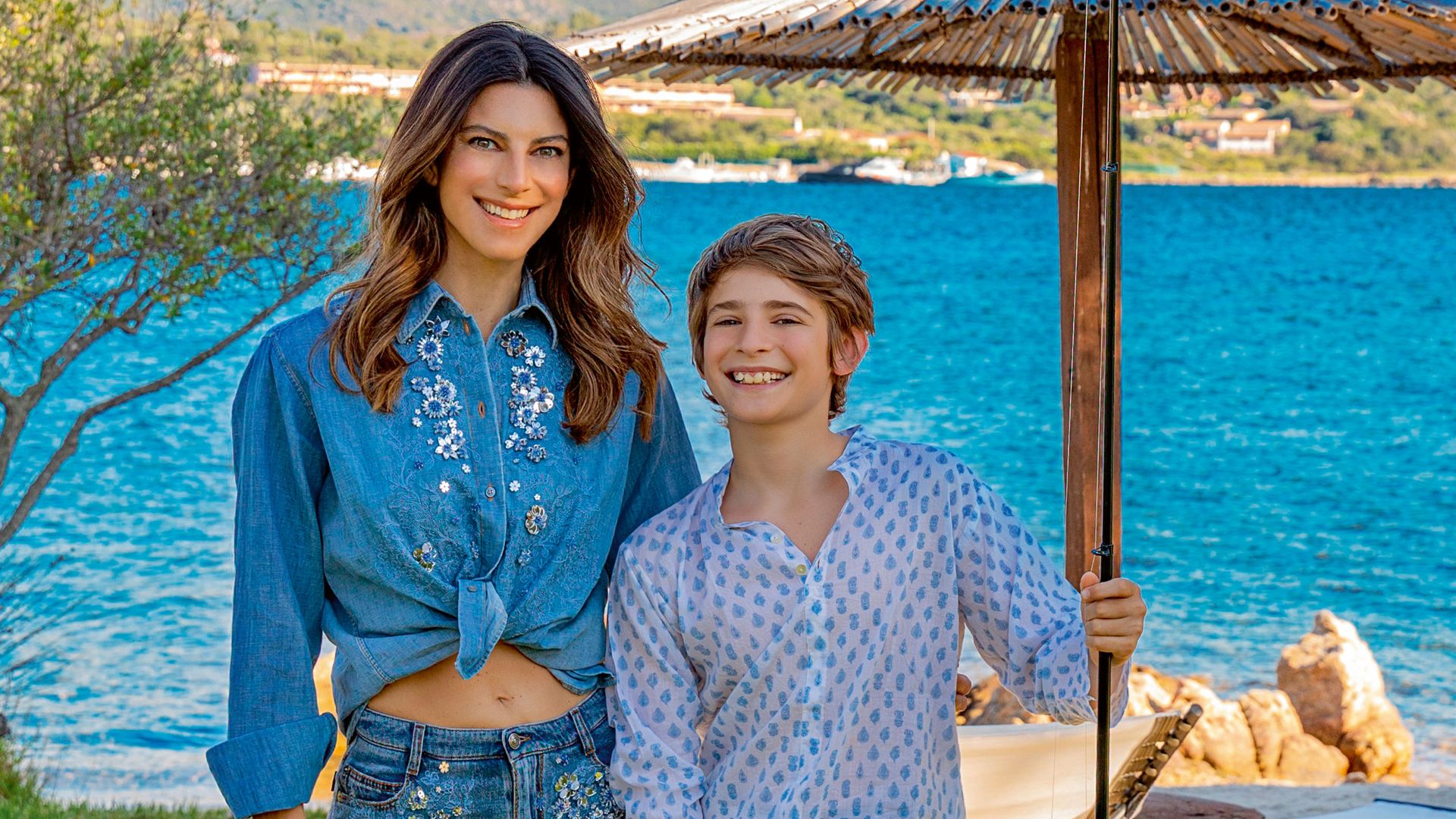 La empresaria Elisa Giordano nos descubre su villa en Cerdeña, con jardín hasta el mar y playa privada