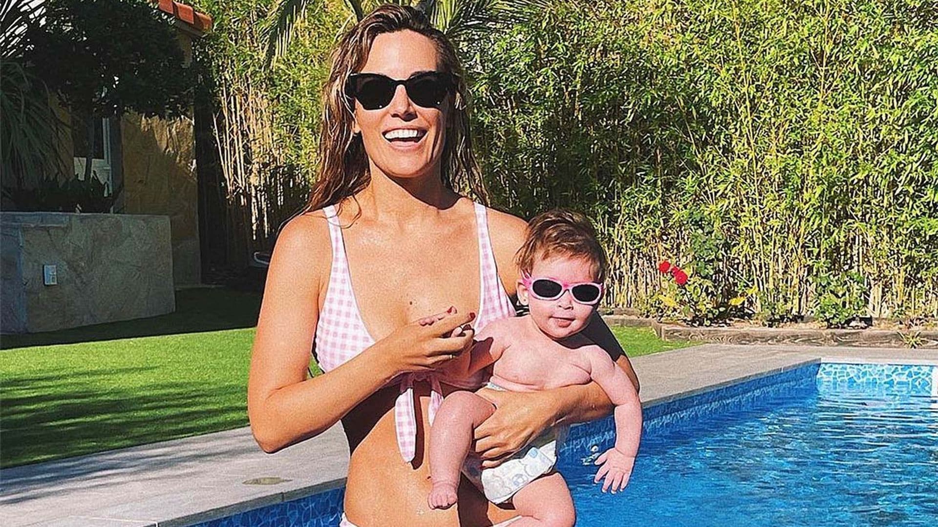 Yanay 'se cuela' en el posado veraniego de Edurne...¡y está para comérsela!