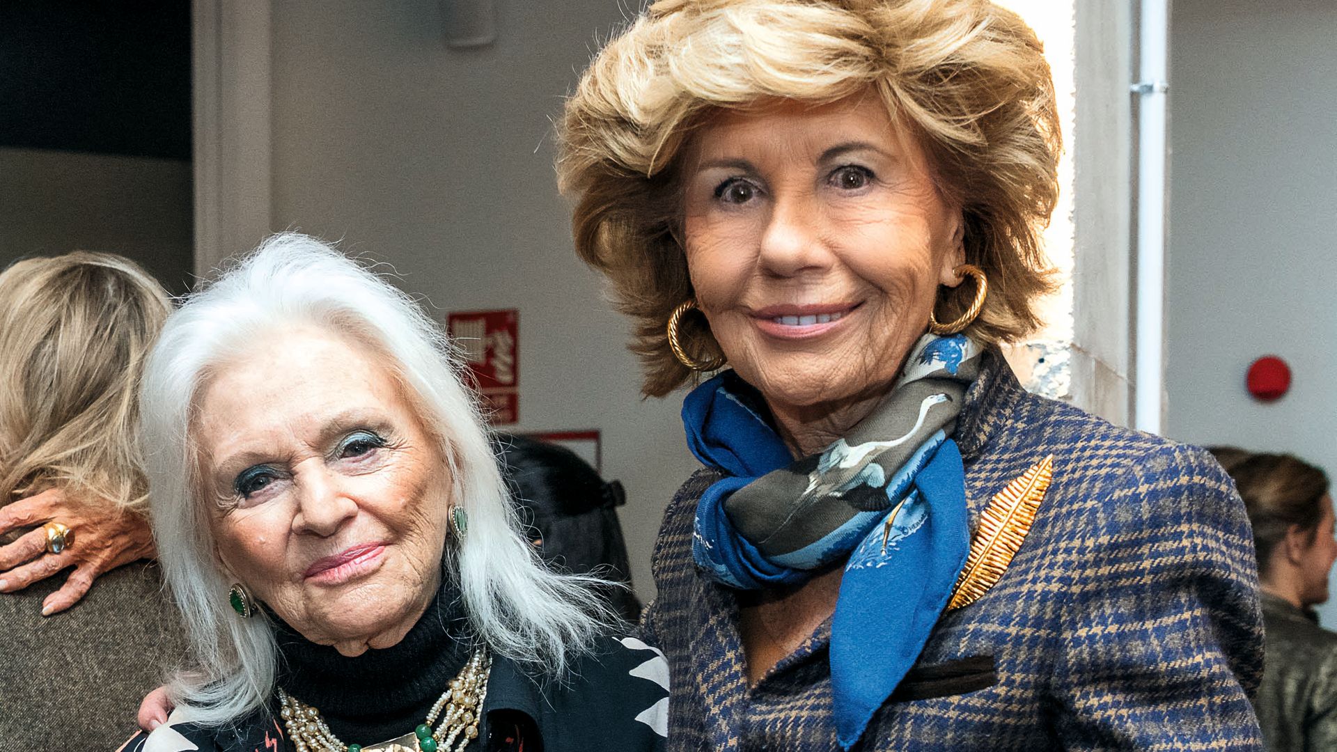 Beatriz de Hohenlohe con Tessa de Baviera en la fiesta