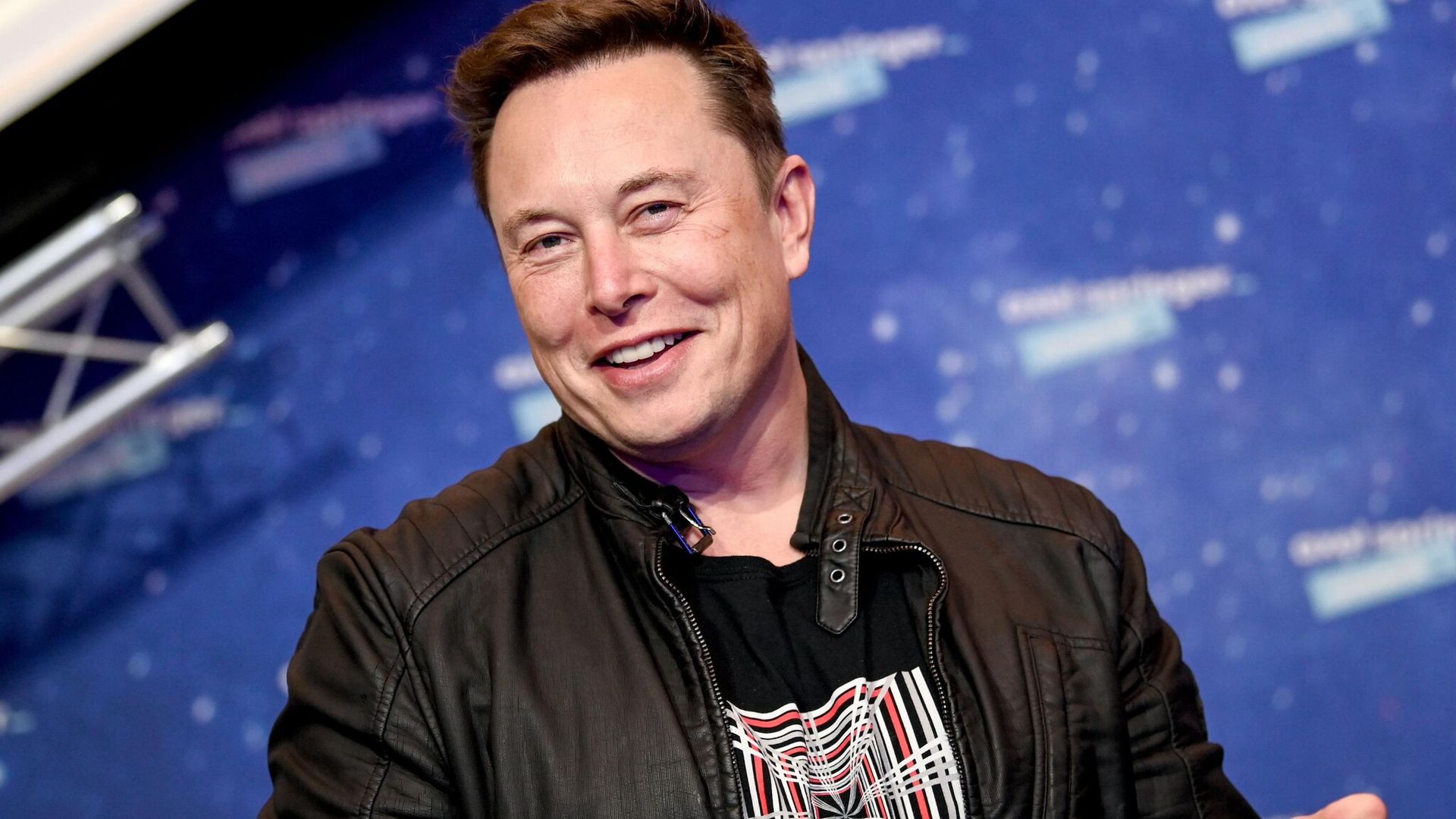 Elon Musk se convirtió en padre de mellizos en secreto