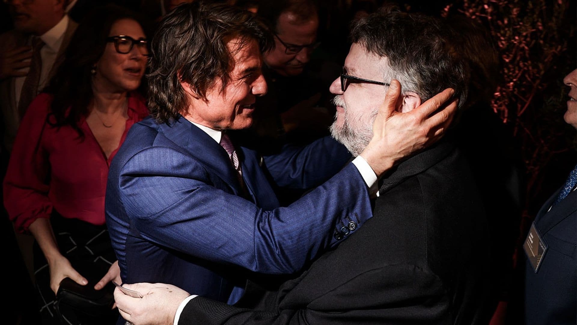 Quédate con quien te vea como Tom Cruise a Guillermo del Toro