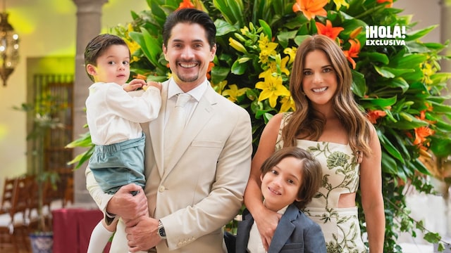 Daniel Elbittar con su esposa Sabrina Seara y sus dos hijos; Alexander y Maximiliano.