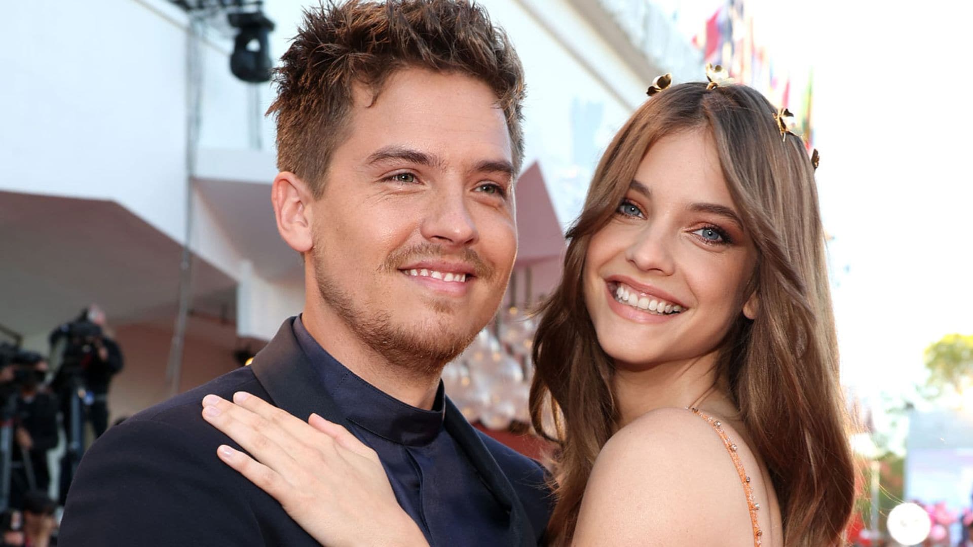 Una boda secreta, nuevo capítulo en la historia de amor de Barbara Palvin y Dylan Sprouse