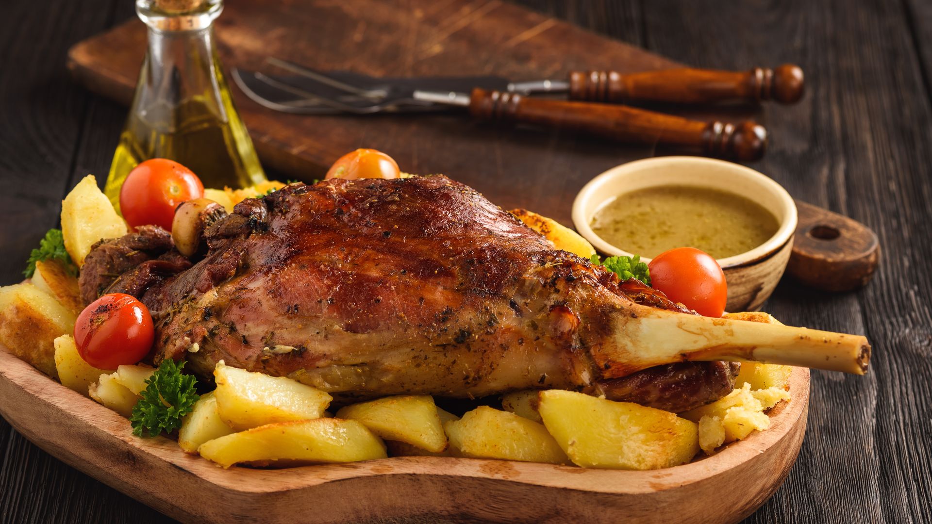Cordero asado, la receta fácil de Karlos Arguiñano