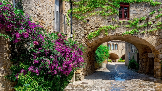 Peratallada, Girona, Costa Brava