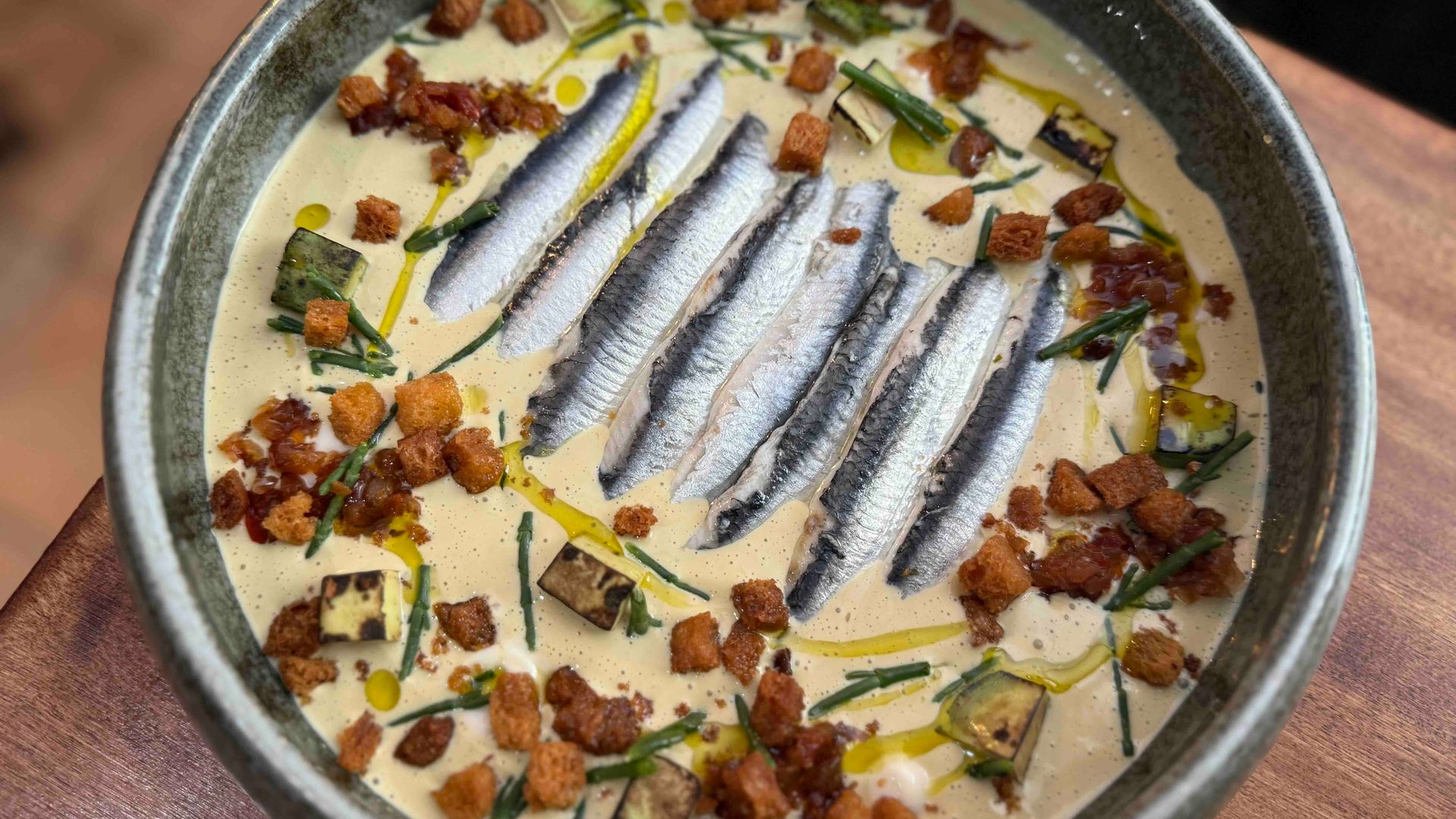 Boquerones en vinagre con salsa acevichada: aprende a hacer la receta de Álex Marugán que triunfa en verano
