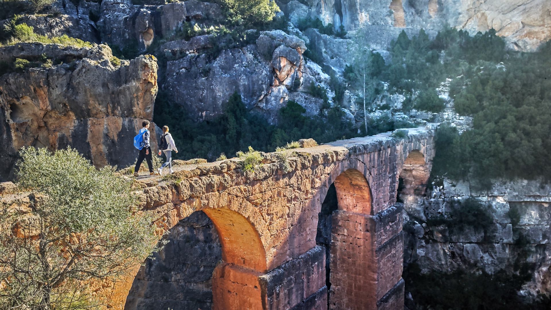 Acueducto romano de Peña Cortada, entre Chelva y Calles, Valencia.