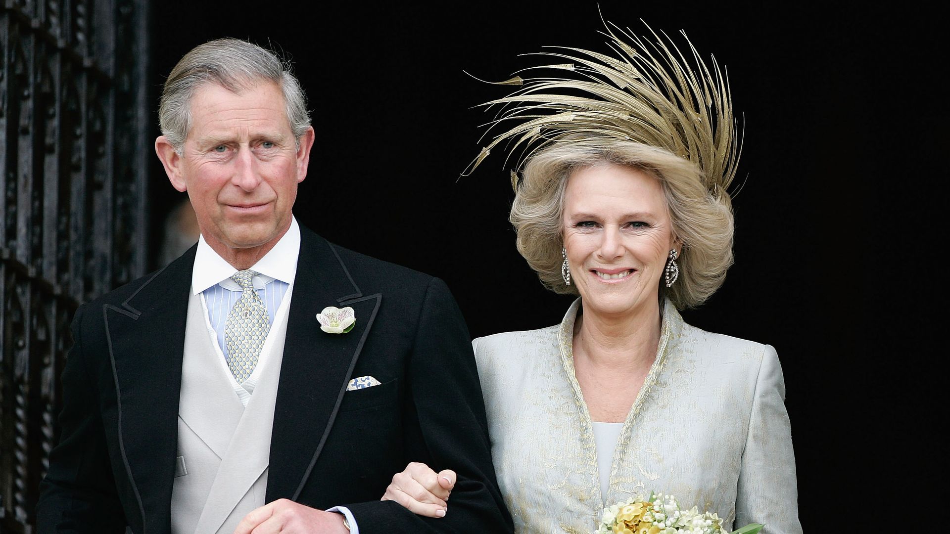 La reina Camilla, una novia real que rompió las reglas: los detalles del enlace más singular de la Casa Windsor