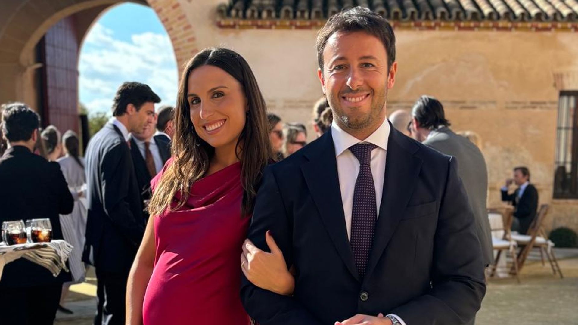 La saga Prats continúa: Matías Jr. y Claudia Collado, a punto de ser padres… y sabemos el nombre del bebé
