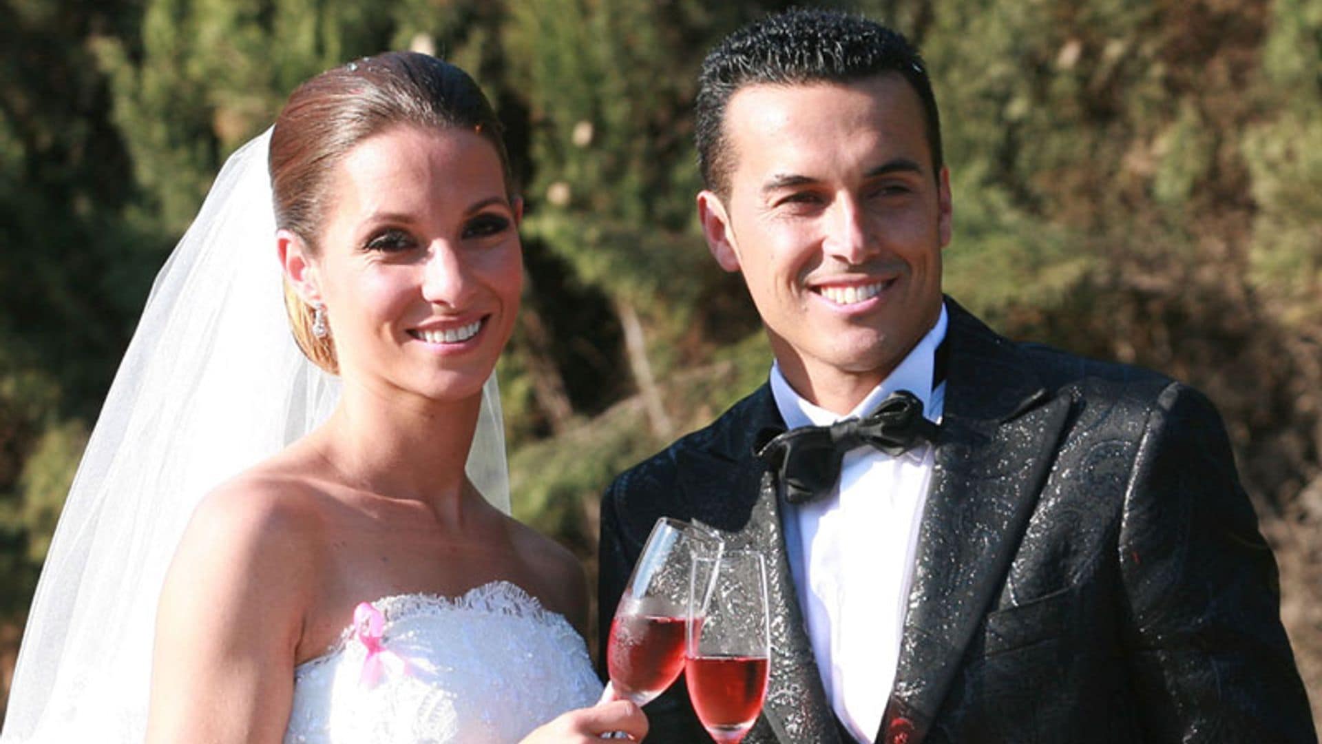 La esposa de Pedro Rodríguez anuncia su separación tras las comentadas fotografías del futbolista con otra mujer