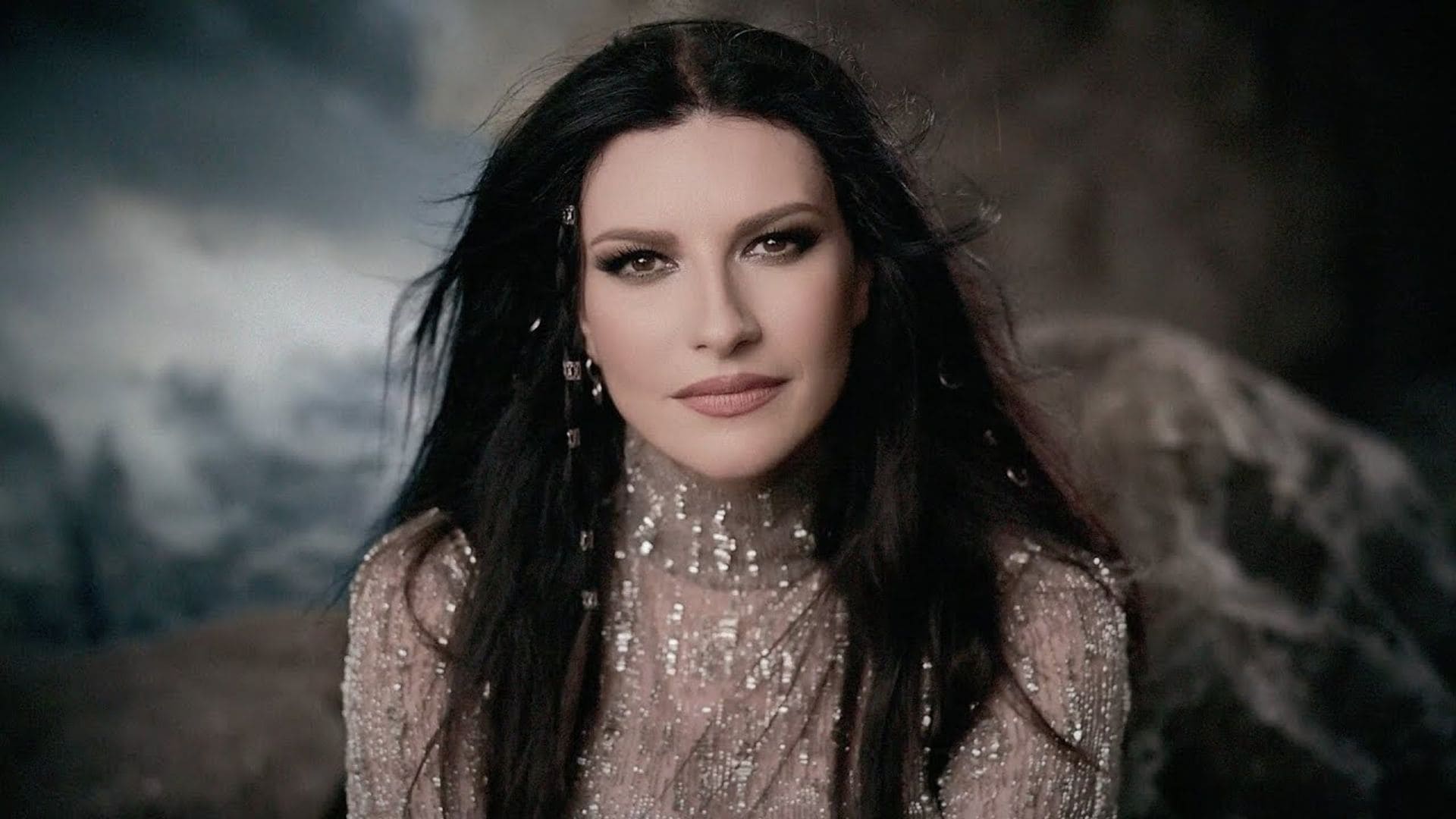 Laura Pausini lanza 'Mi Historia Entre tus Dedos', y Majo Aguilar celebra a México con 'Veracruz'