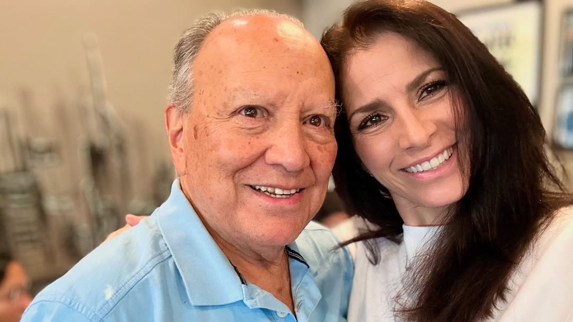 Alessandra Rosaldo junto a su papá, Jaime Sánchez Rosaldo