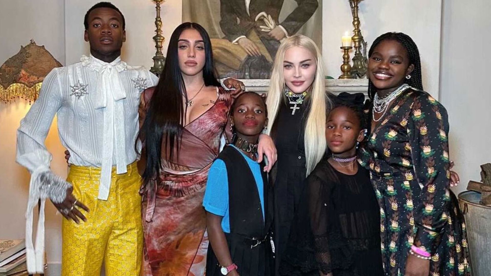 Bailes, juegos y mucha diversión: Madonna, como nunca la habíamos visto con sus hijos