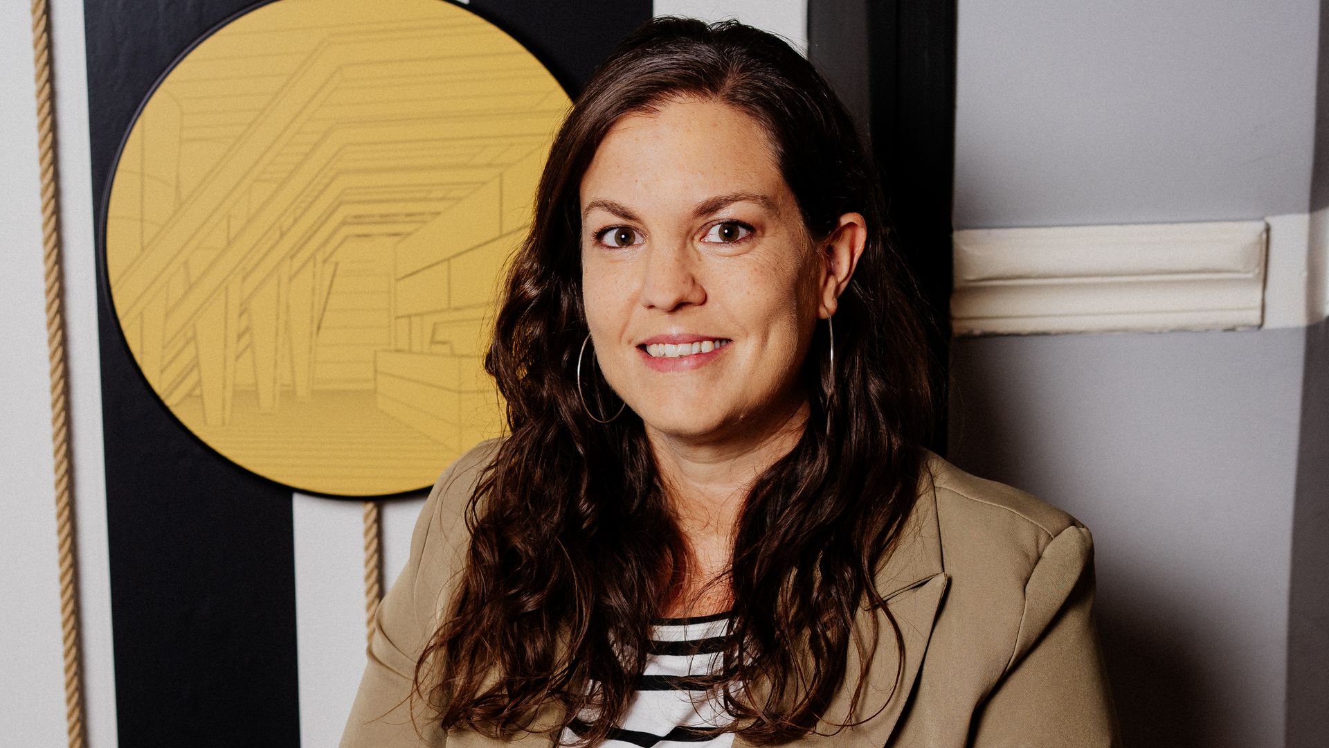 Retrato de Ana Hernández, jefa de estudios de Insenia e interiorista