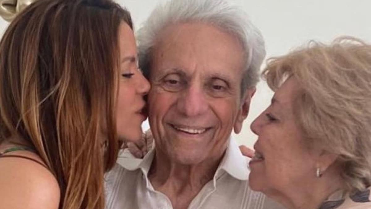 Shakira reaparece sin Piqué, en su faceta más familiar y enfocada en la  salud de su padre