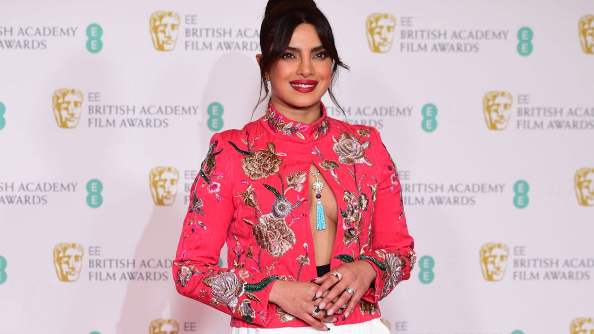 La chaqueta española de Priyanka Chopra y otros lookazos de unos BAFTA sin precedentes