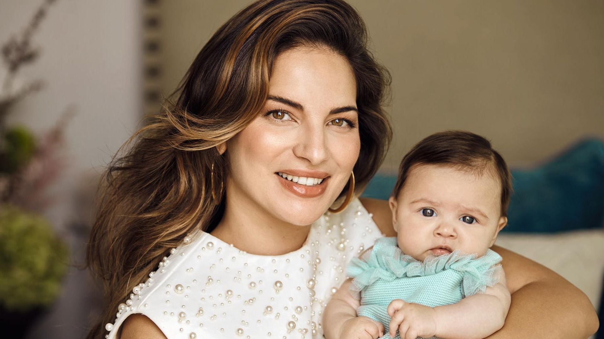 Beatriz Espejel enseña a ¡HOLA! la habitación de su hija Claudia