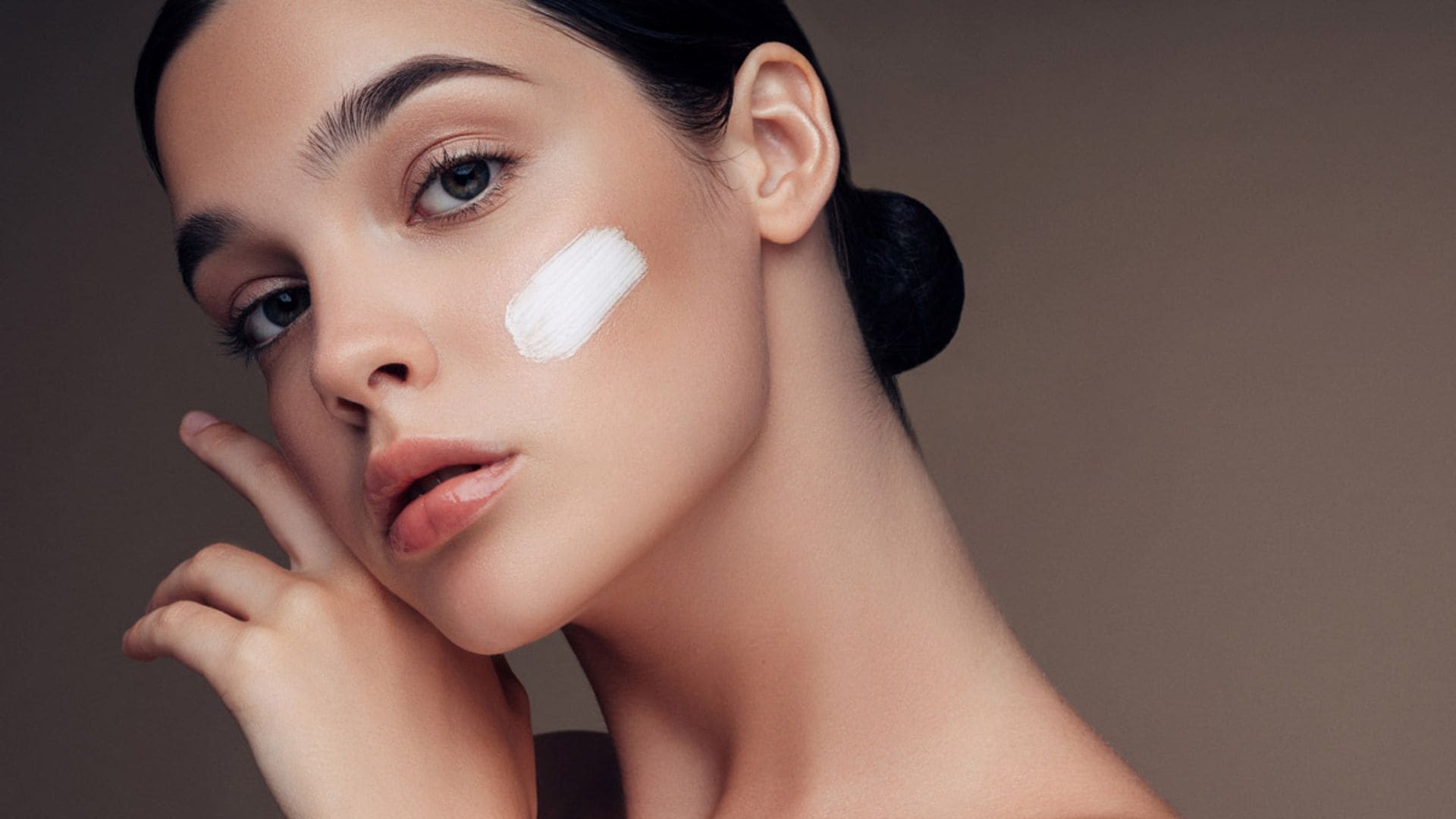 Las 6 mejores cremas despigmentantes contra las manchas faciales