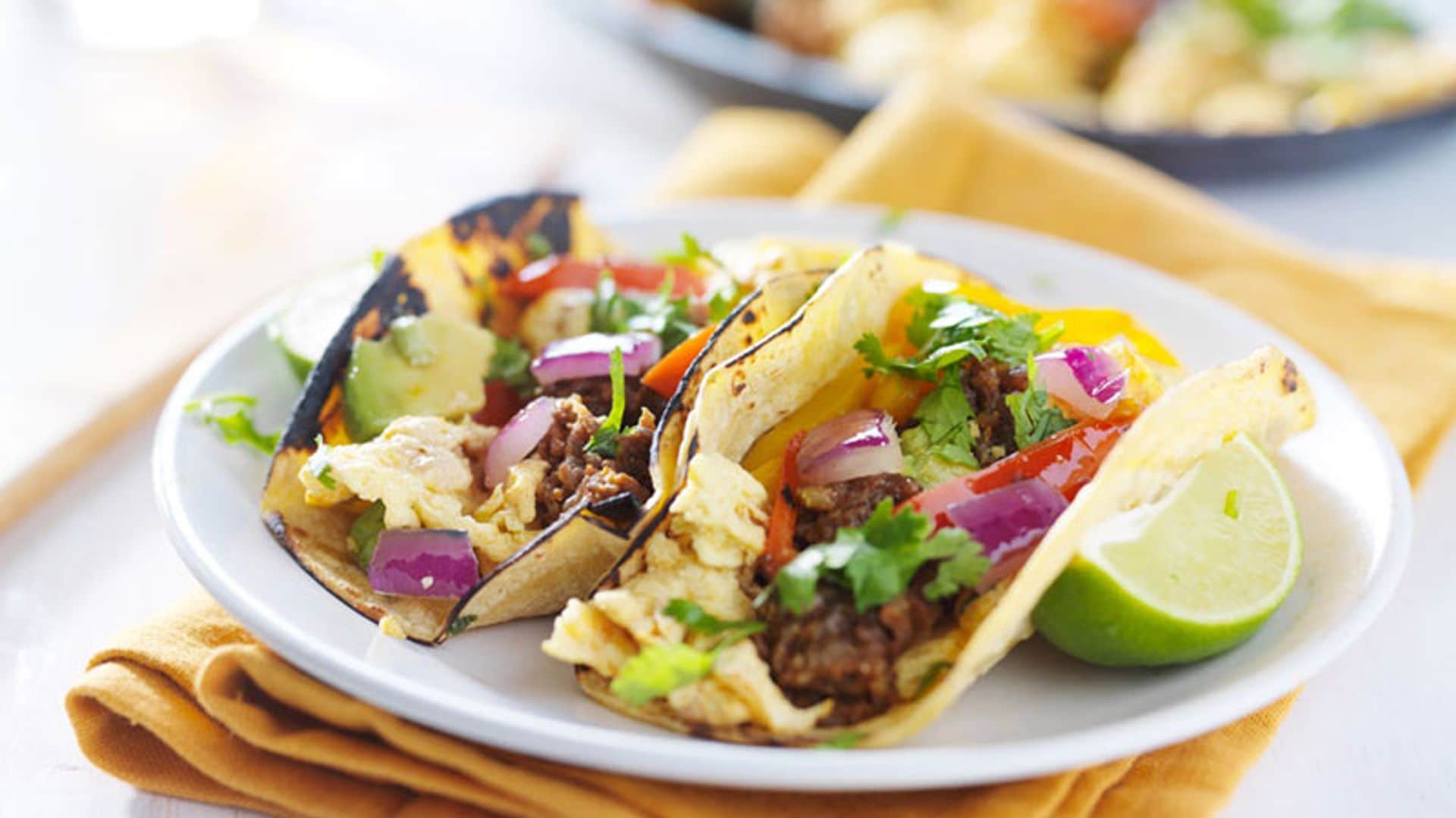 Tacos de ternera y pollo