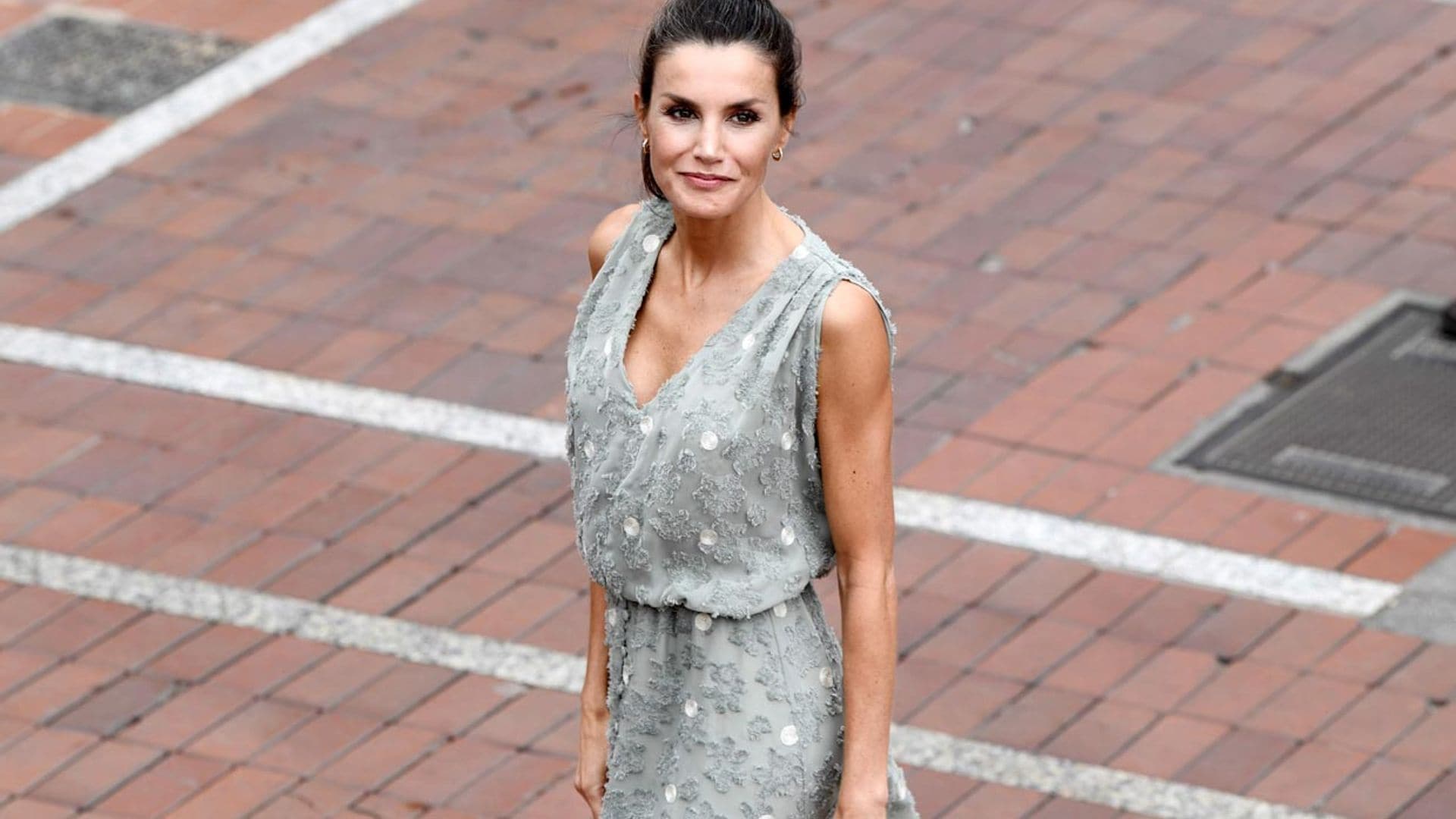 Doña Letizia, la Reina que triunfa con sus compras de rebajas