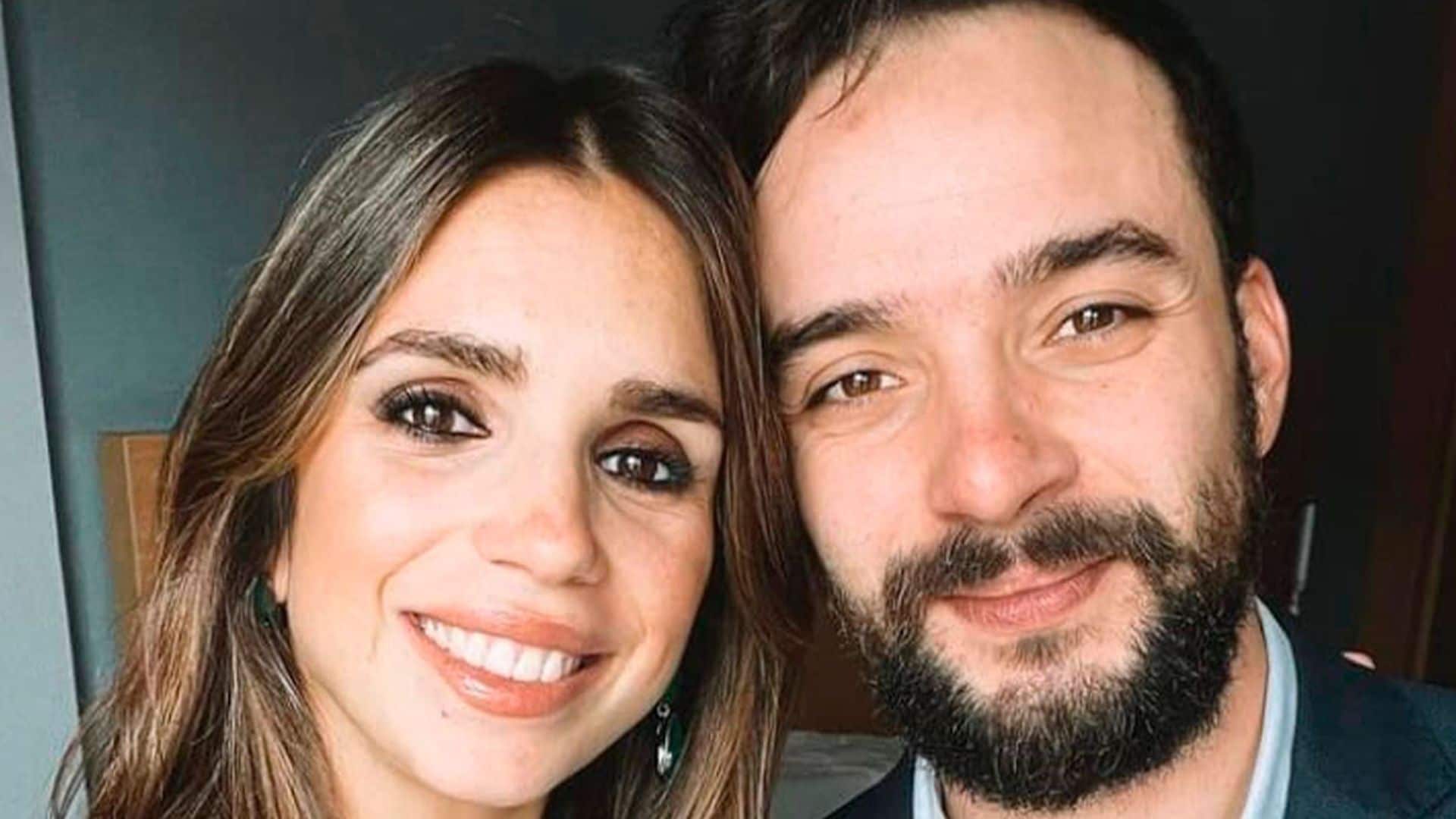 Las románticas palabras de Elena Furiase a Gonzalo Sierra en el quinto aniversario de la pareja, ¡con beso incluido!