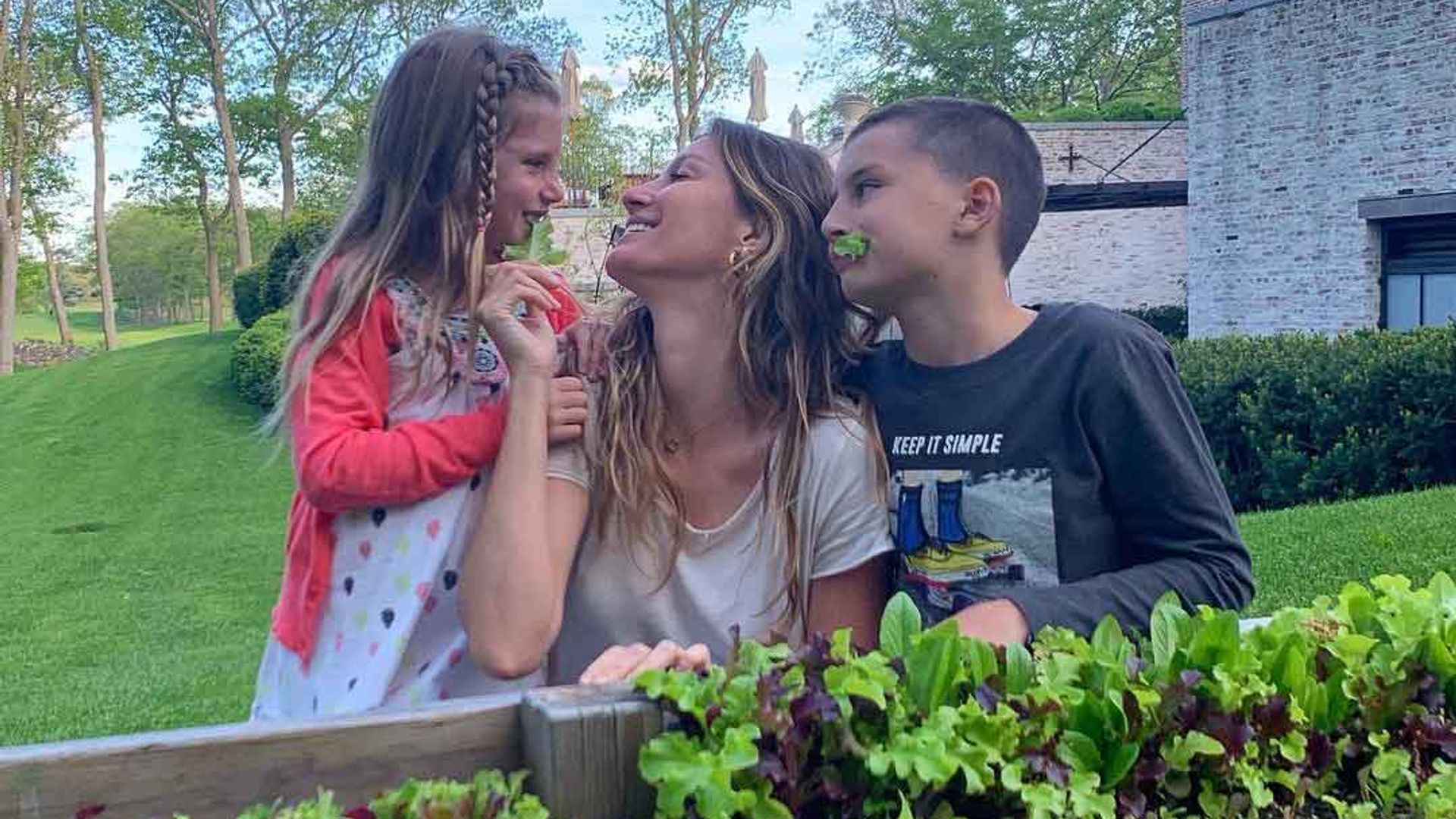 'Más valientes que Batman, más fuertes que Superman', la carta a los sanitarios del hijo de Giselle Bündchen