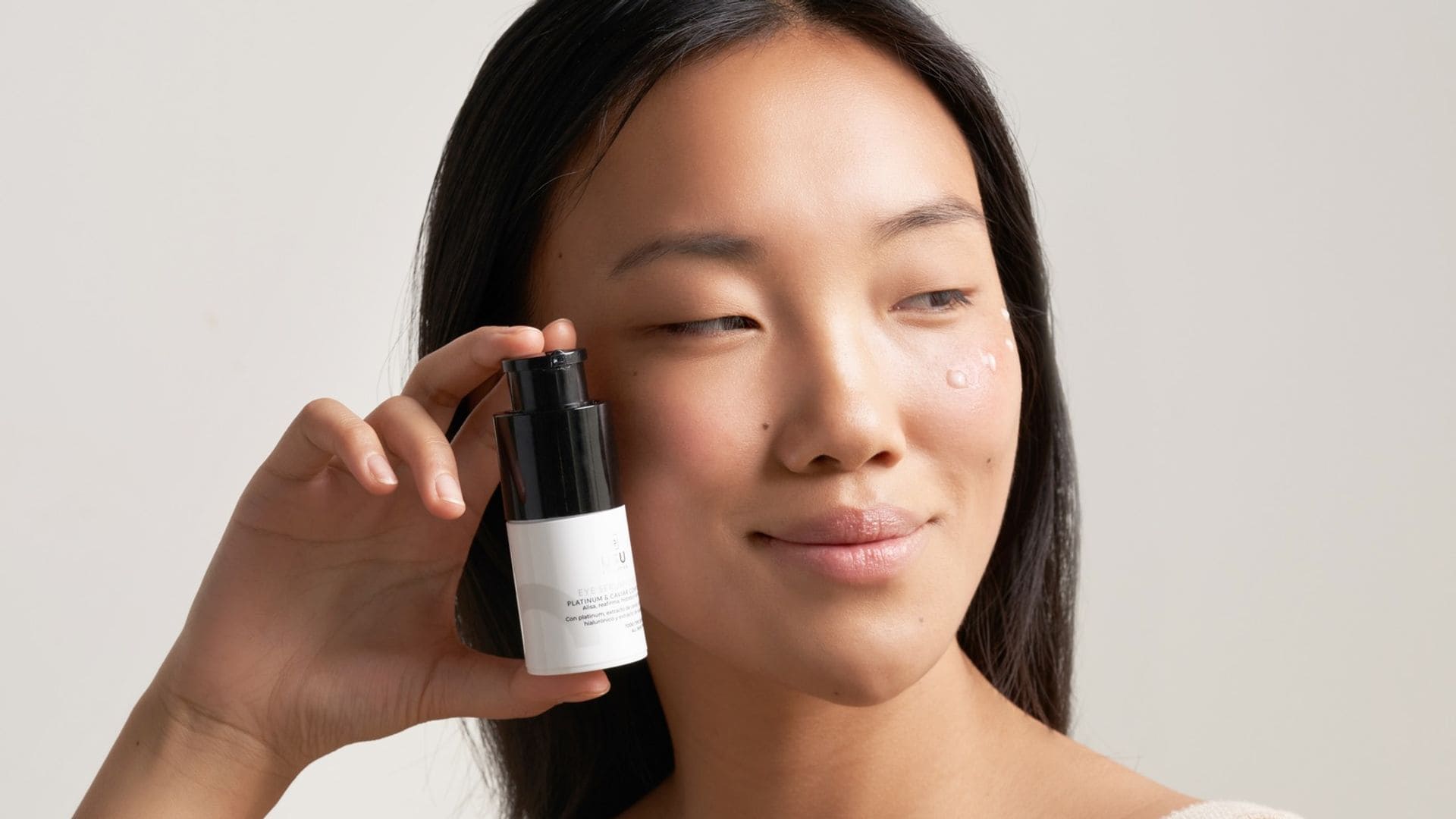¿Tienes la piel seca? Esta rutina de belleza te va a ayudar a hidratarla y mejorar su aspecto