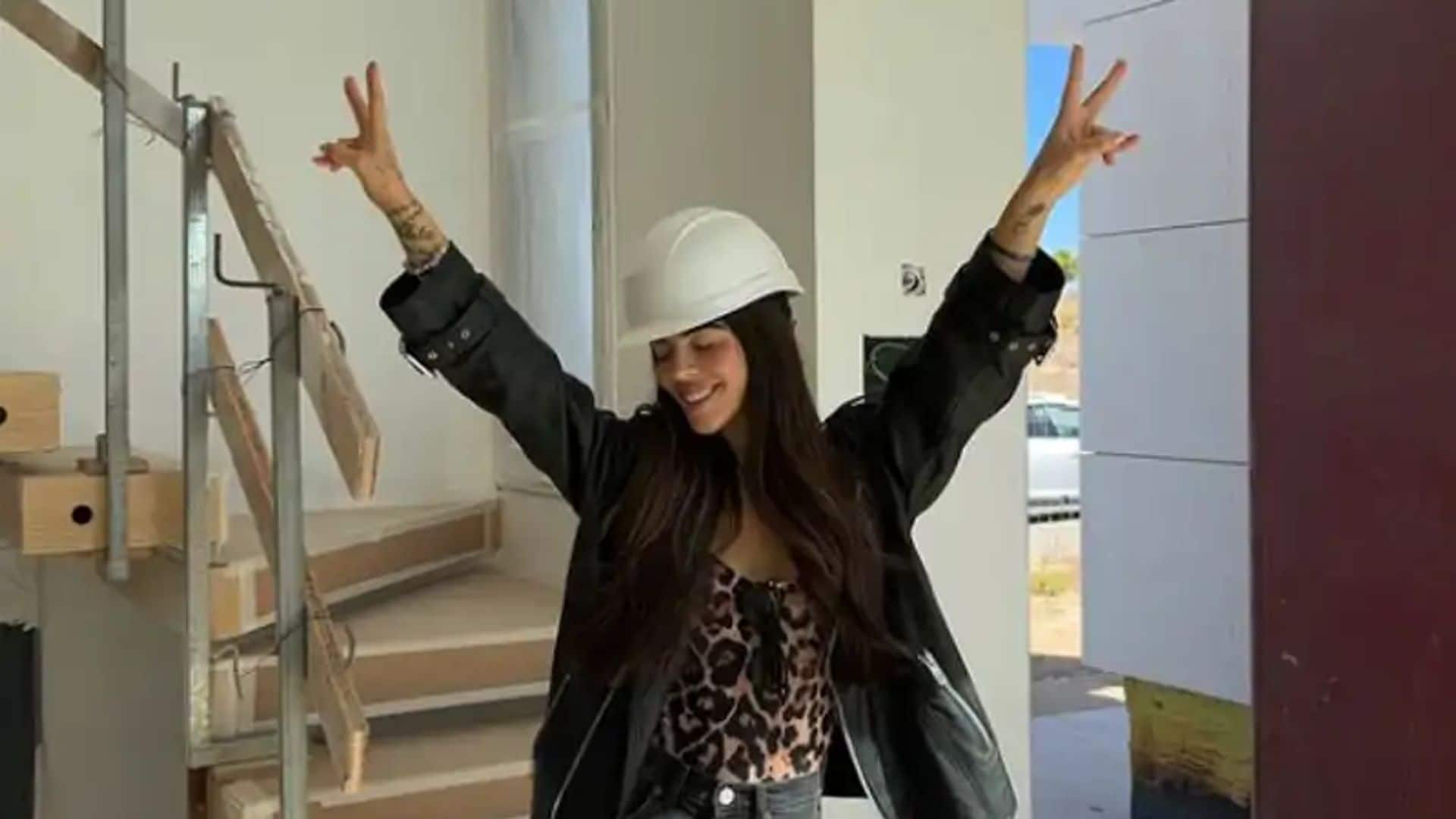 El inmenso vestidor de Violeta Mangriñán en su nueva casa que nos ha dejado sin palabras
