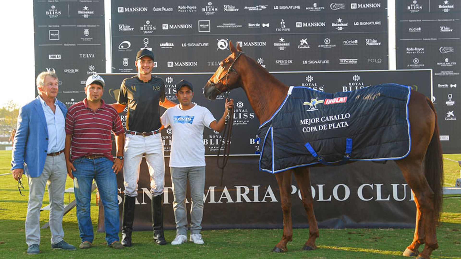 Brunei se corona de plata en Sotogrande