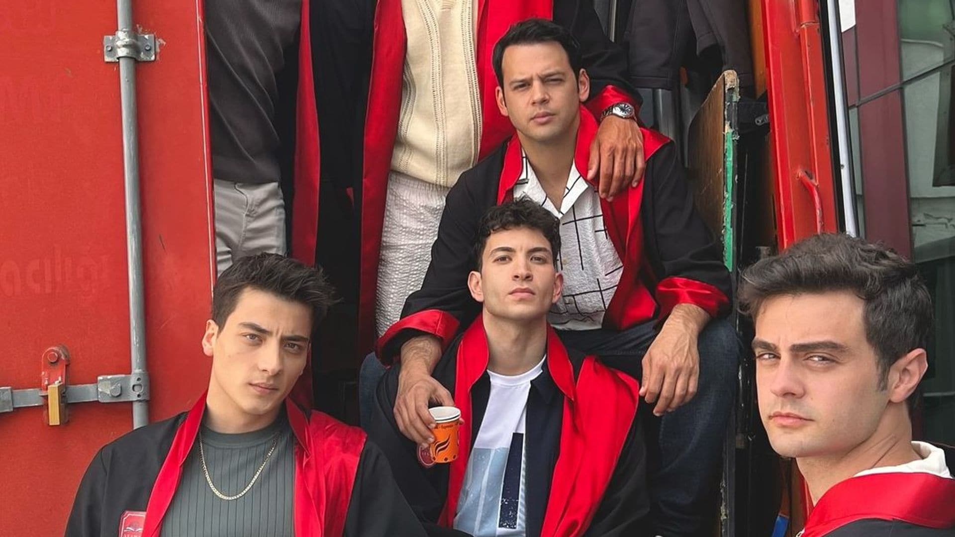 Los protagonistas de 'Hermanos' desvelan algunos entresijos de la serie: ¿triunfará el amor entre Tolga y Yasmin?