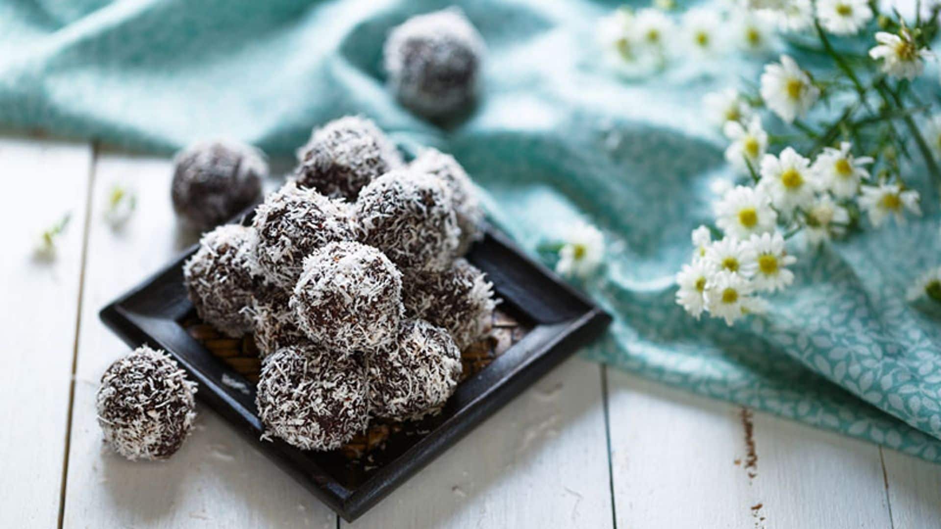 Bombones de chocolate y coco