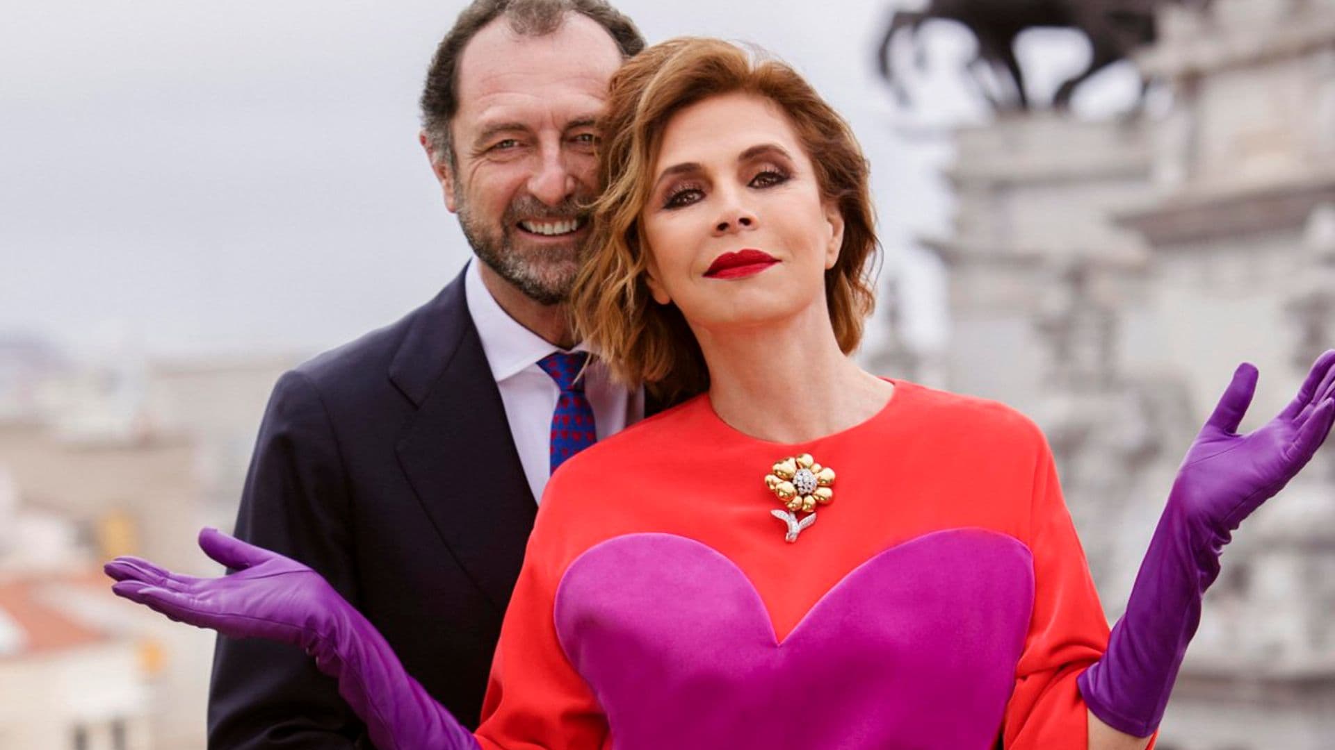 EXCLUSIVA: Ágatha y Luis posan juntos por primera vez al celebrar un año de amor
