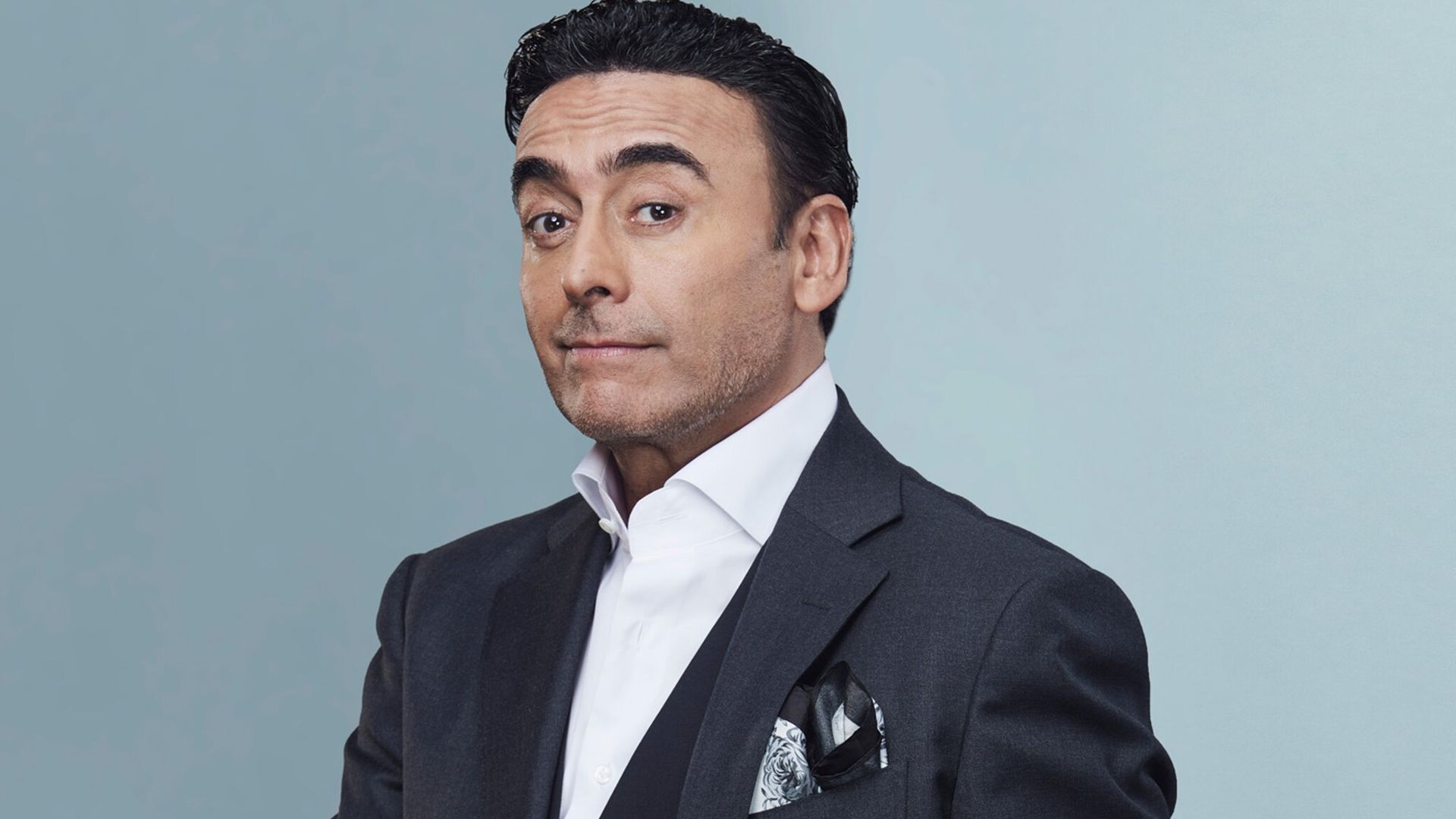 Adal Ramones nos cuenta si será un juez rudo o más relajado en ‘Nuestra Belleza Latina’