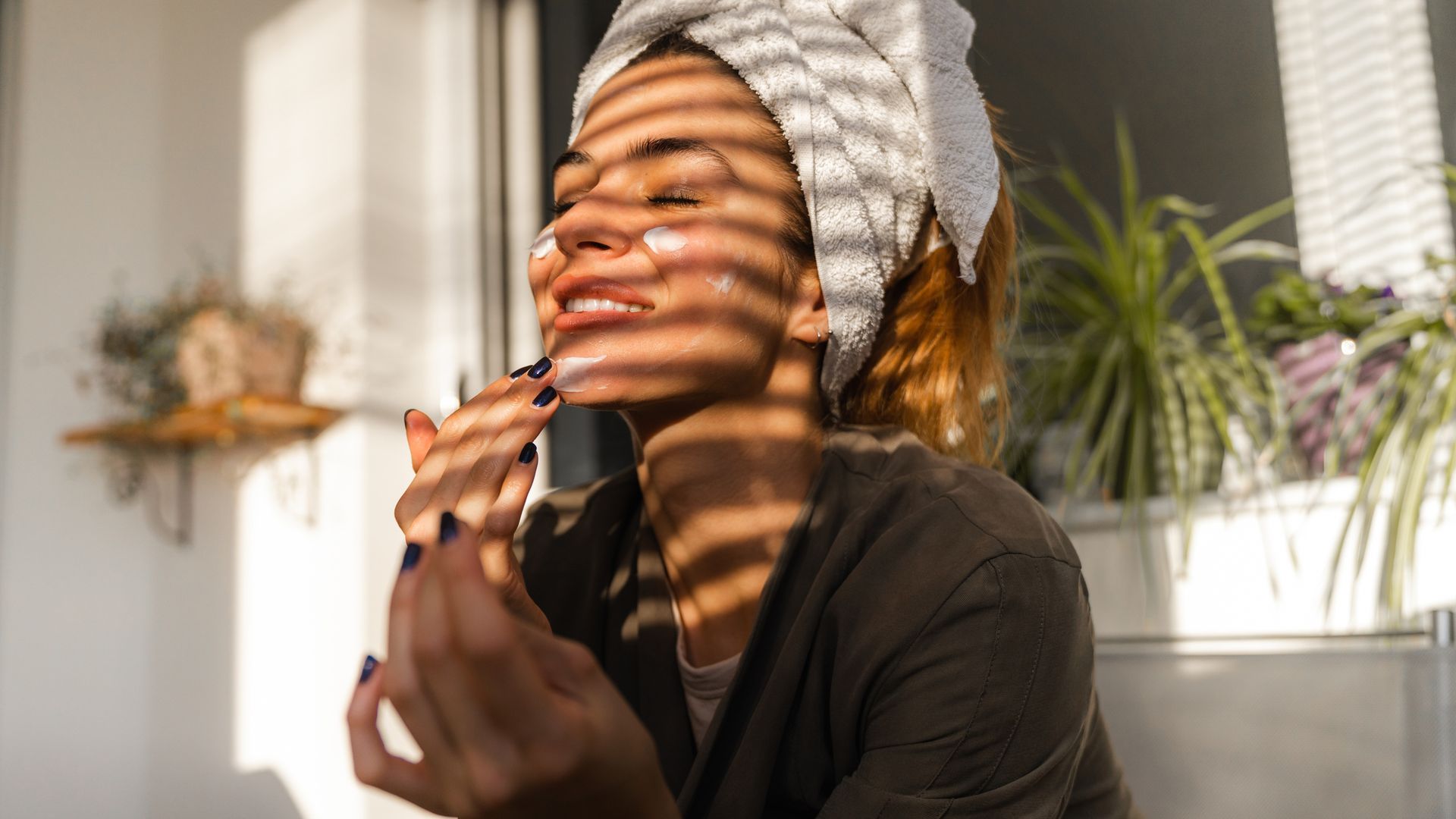 Apúntate la próxima fecha clave para obtener descuentazos en tus marcas favoritas de cosméticos: de Cocunat a Atashi