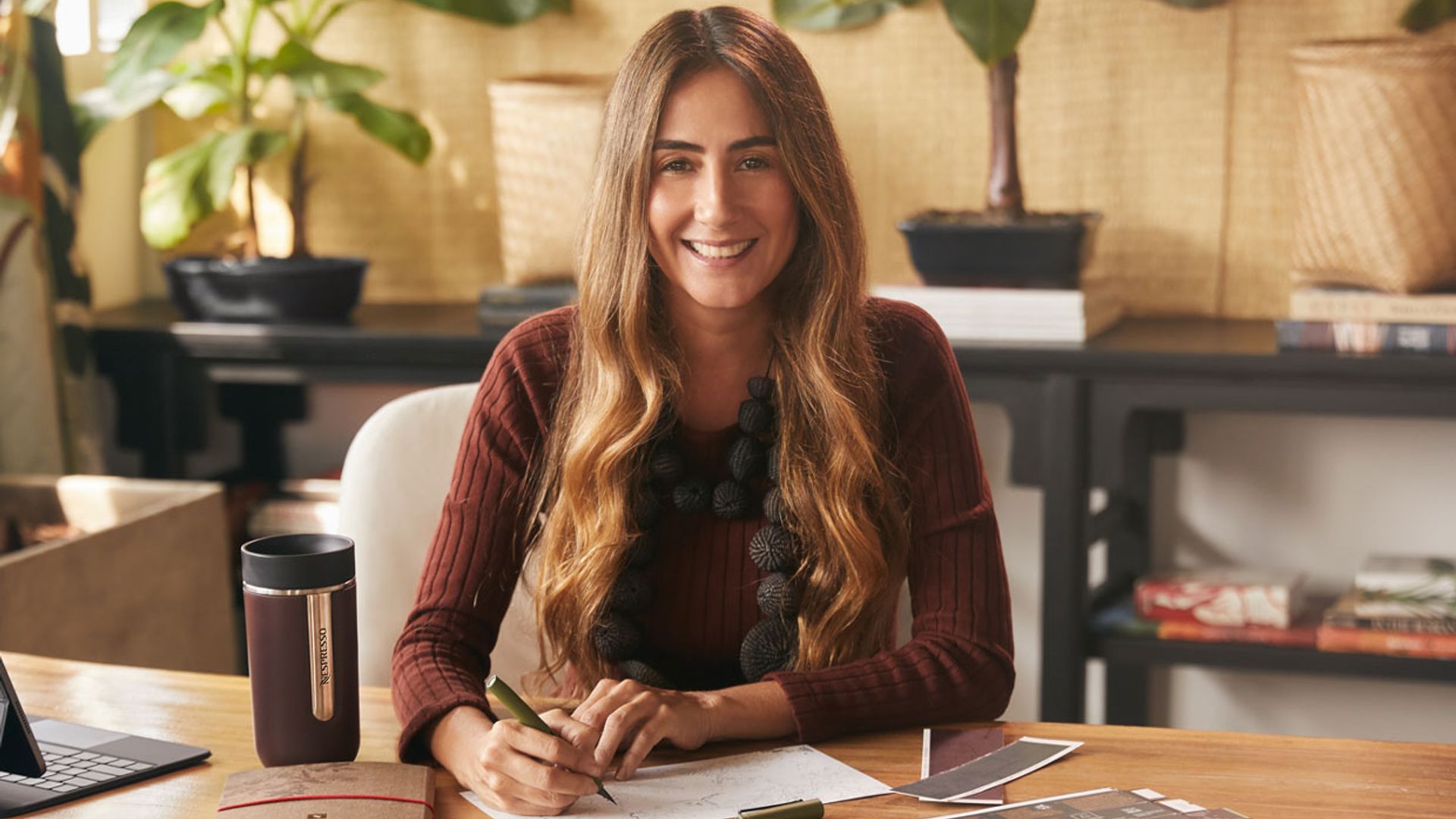 Johanna Ortiz, la diseñadora de JLO y Sassa de Osma: 'Es posible hacer moda con conciencia ambiental y social'